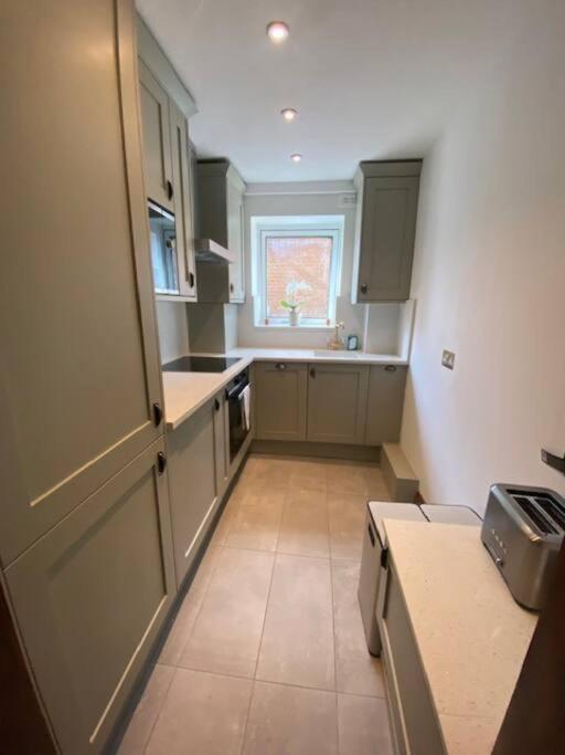 2 Double Bedroom Charming Chelsea Apartment London Eksteriør billede