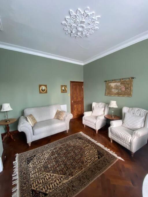 2 Double Bedroom Charming Chelsea Apartment London Eksteriør billede